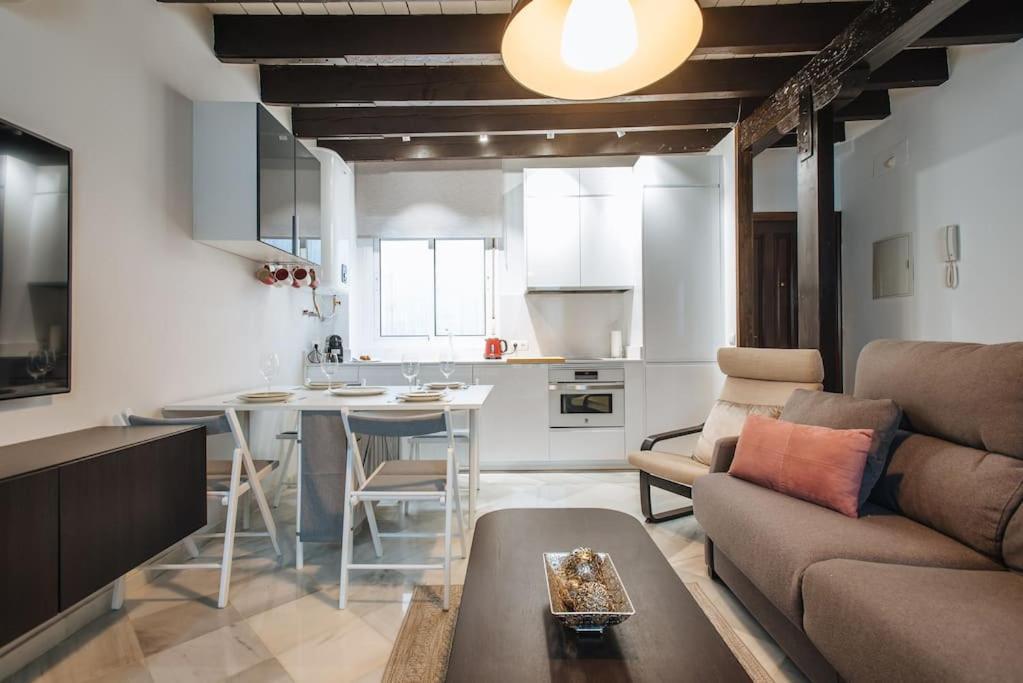 Ad2B Apartment, 300M From Cathedral With 2Br Seville Exterior photo