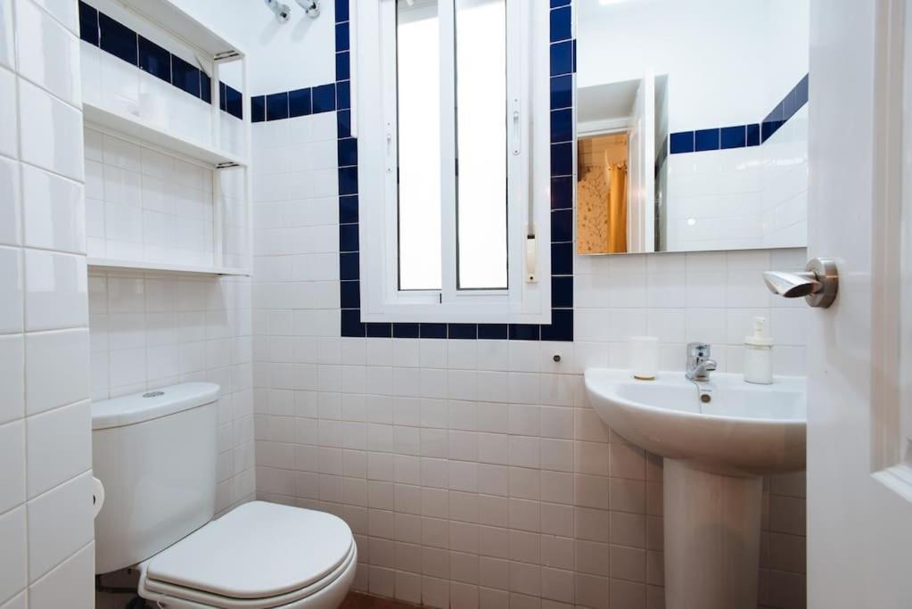 Ad2B Apartment, 300M From Cathedral With 2Br Seville Exterior photo